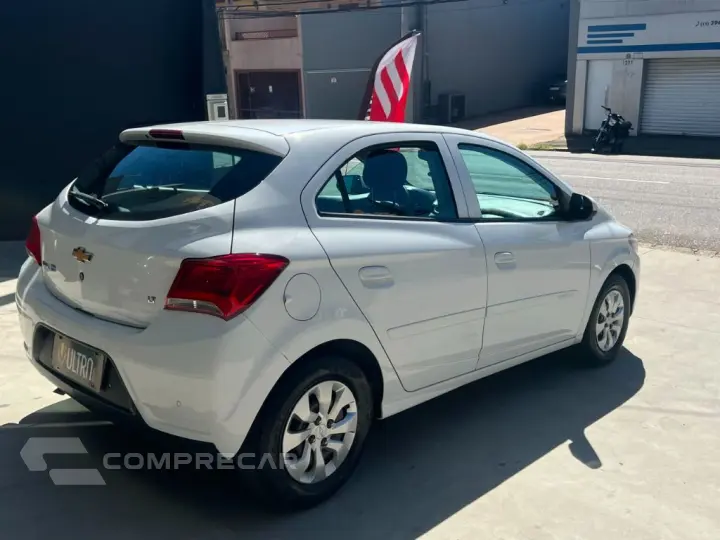 ONIX HATCH LT 1.0 8V FlexPower 5p Mec.