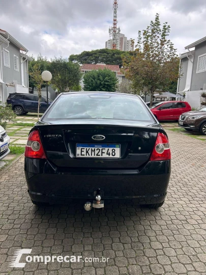 FIESTA 1.6 MPI Class Sedan 8V