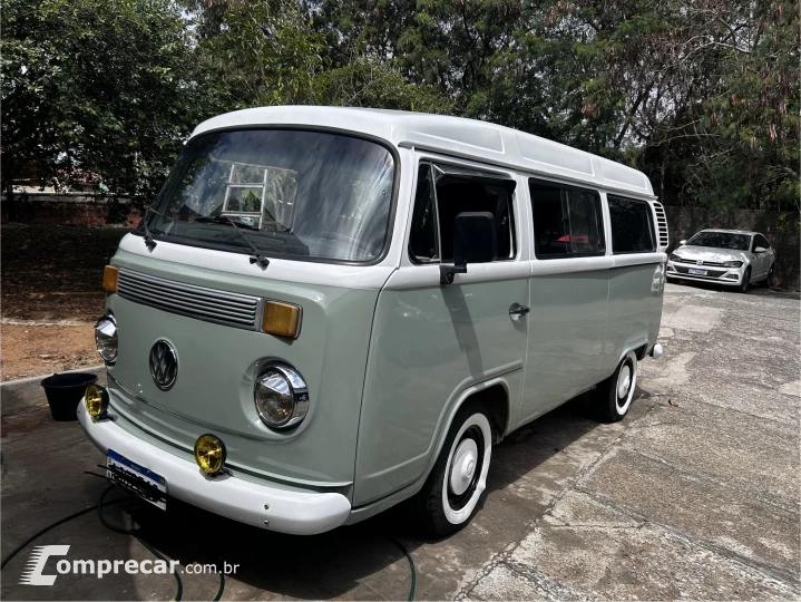 KOMBI 1.6 MI Carat 8V