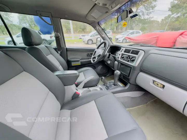 Pajero 3.5 V6 24V 4P 4X4 GLS AUTOMÁTICO