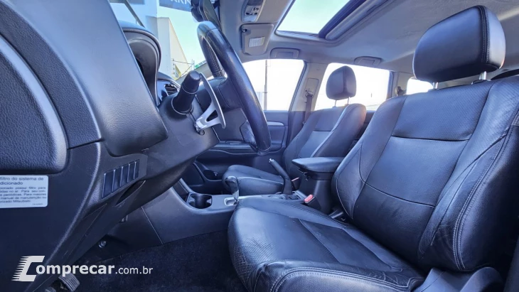 OUTLANDER 2.0 16V 160cv Aut.