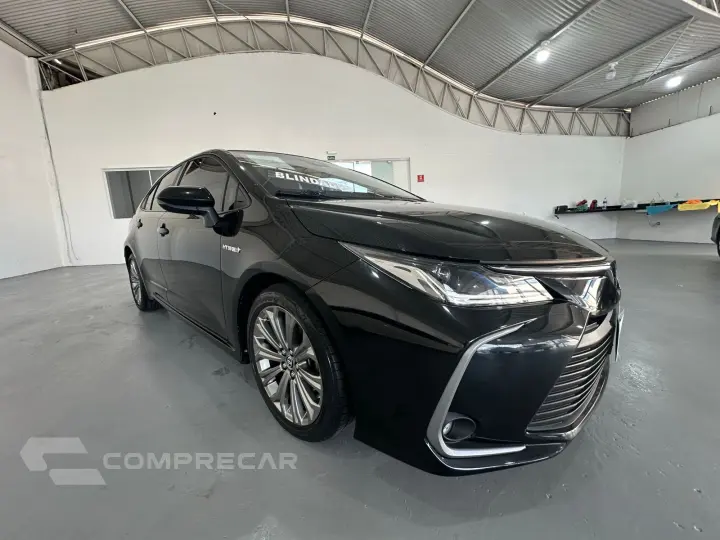 COROLLA 1.8 VVT-I Hybrid Altis