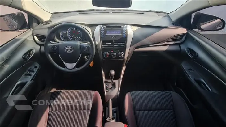 YARIS 1.5 16V Sedan XL Live