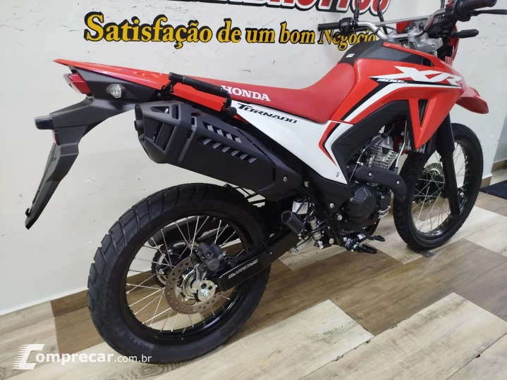 XR 300 Tornado