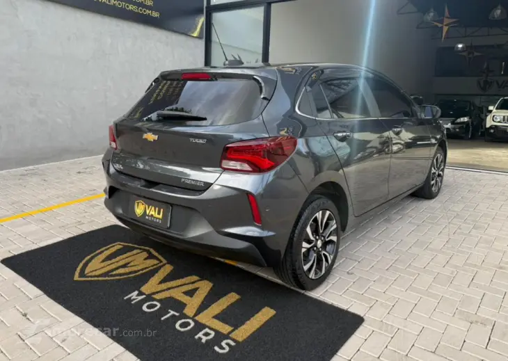 ONIX HATCH PREM. 1.0 12V TB Flex 5p Aut.