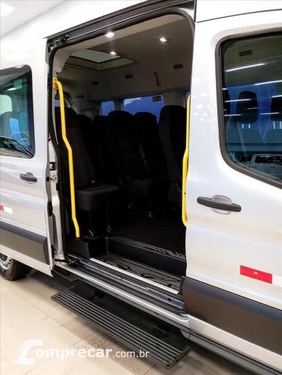 TRANSIT 2.0 Ecoblue Minibus 14+1 410l