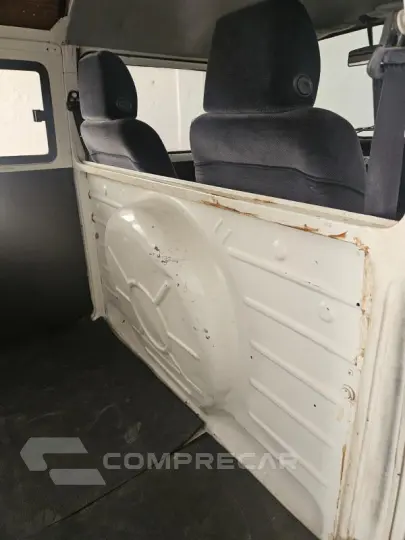 KOMBI 1.6 MI STD Lotação 8V
