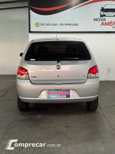 Palio ELX 1.0 Fire/30 Anos F. Flex 8V 4p