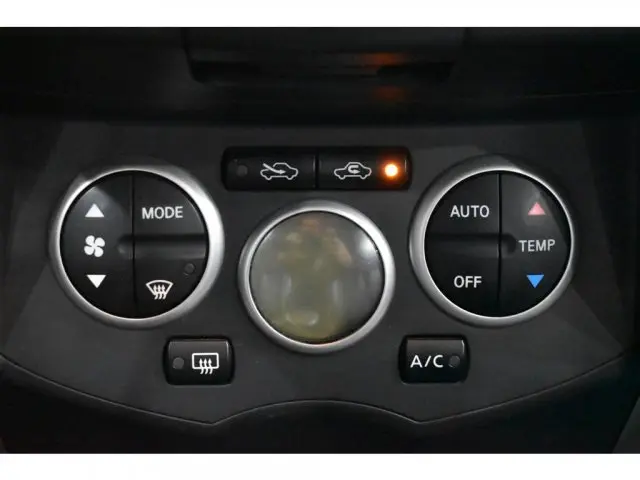 LIVINA - 1.8 SL 16V 4P AUTOMÁTICO