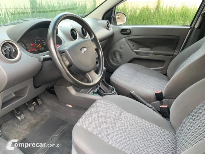 FIESTA 1.6 MPI SEDAN 8V FLEX 4P MANUAL
