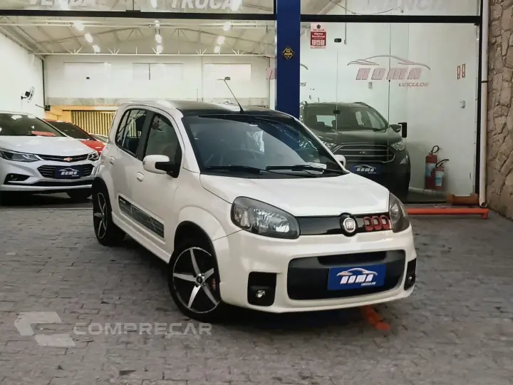 Uno 1.4 Evo Sporting 8V Flex 4P Automatizado