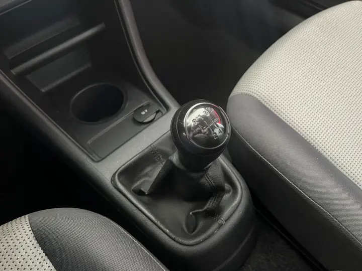 UP 1.0 MPI Take UP 12V