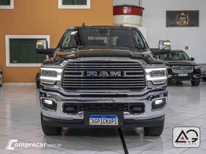 2500 6.7 I6 Turbo Laramie CD 4X4
