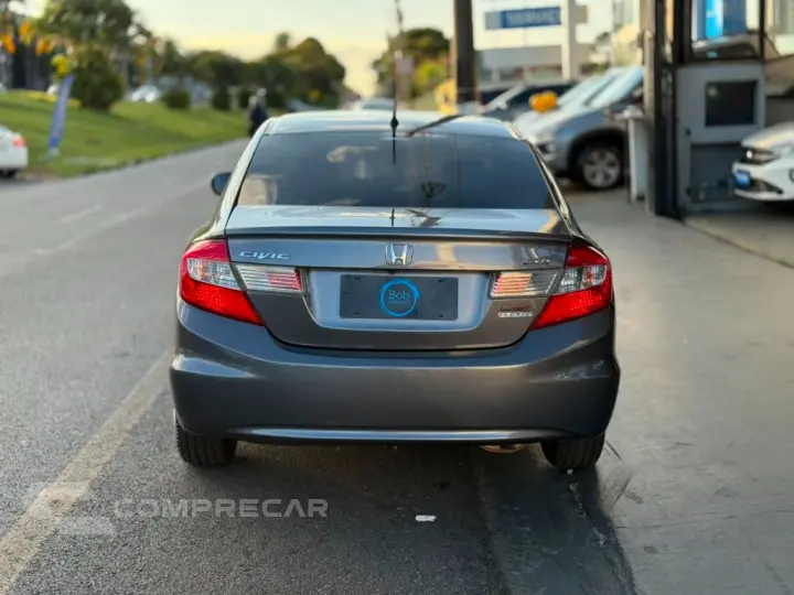 Civic Sedan LXR 2.0 Flexone 16V Aut. 4p