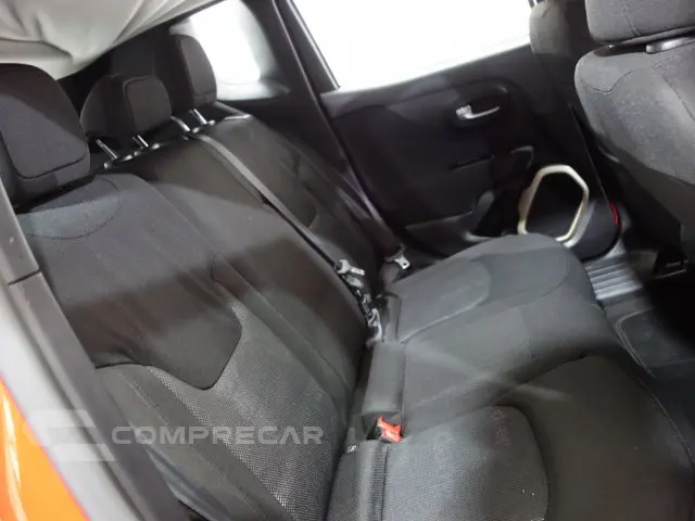 RENEGADE - 1.8 16V LONGITUDE 4P AUTOMÁTICO