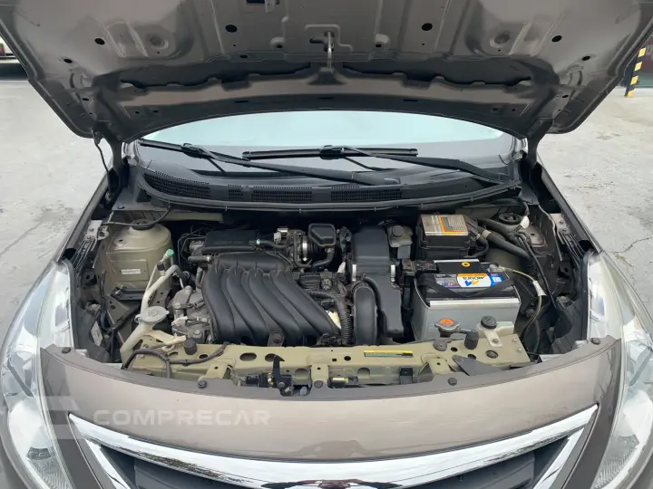 Nissan Versa SL 1.6 16V Flexstart 4P Mec.