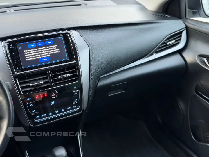 Yaris 1.5 16V Flex Sedan Xls Connect Multidrive