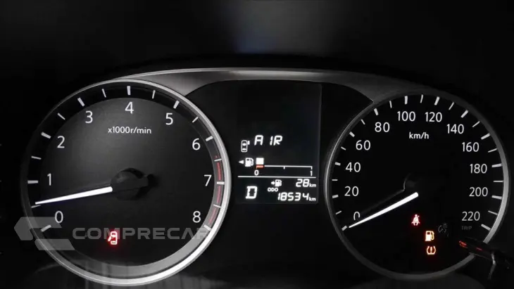 KICKS PLAY 1.6 16V FLEXSTART SENSE XTRONIC