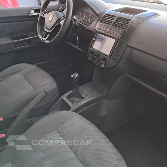 Polo Sedan 1.6 Mi Total Flex 8V 4p