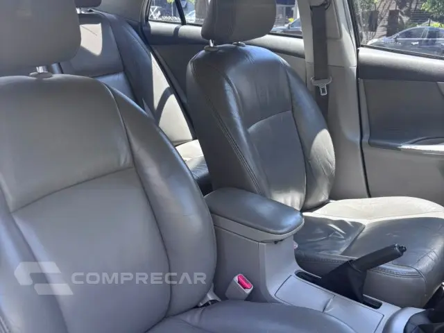 COROLLA - 1.8 GLI 16V 4P MANUAL