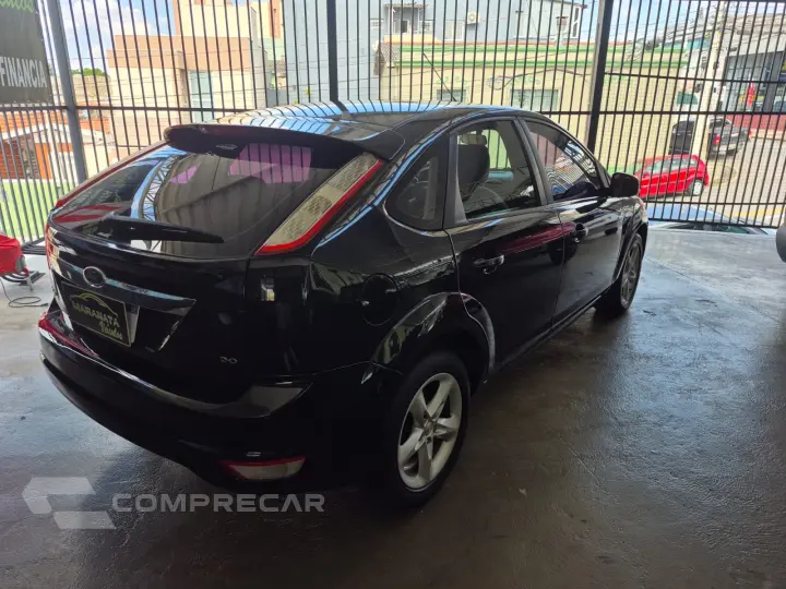 FORD FOCUS 2.0 HAT
