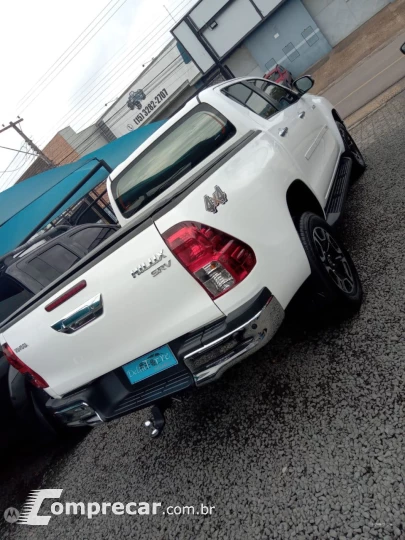 Hilux Caminhonete 2.8 16V SRV 4X4 DIESEL CABINE DUPLA AUTOMÁ