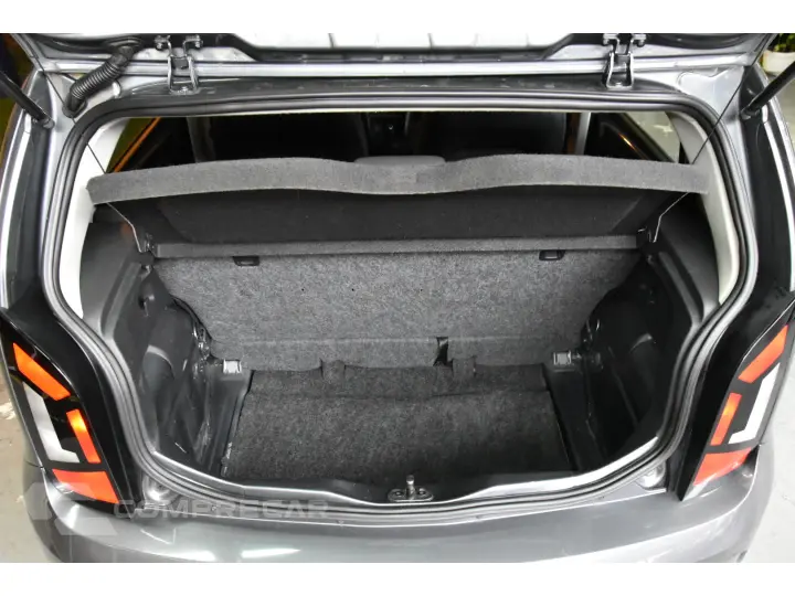UP 1.0 170 TSI TOTAL FLEX CONNECT 4P MANUAL