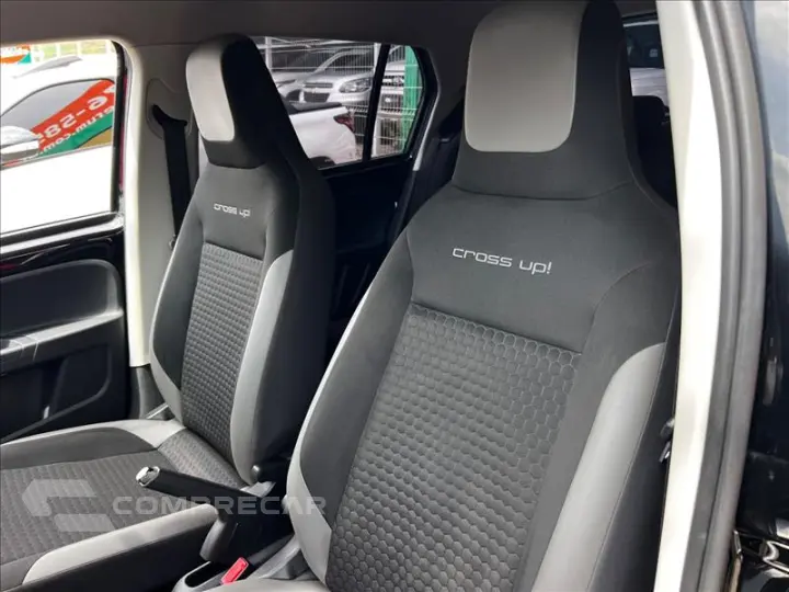 CROSS UP 1.0 TSI 12V