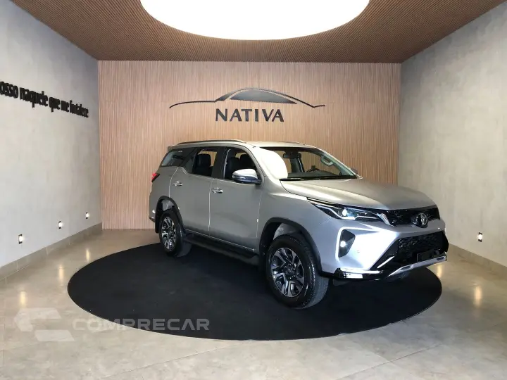 Hilux Sw4 2.8 D-4D Turbo Diesel Srx Platinum 7L 4X4 Automáti