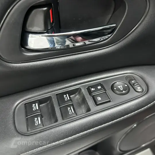 HR-V EX 1.8 Flexone 16V 5p Aut.