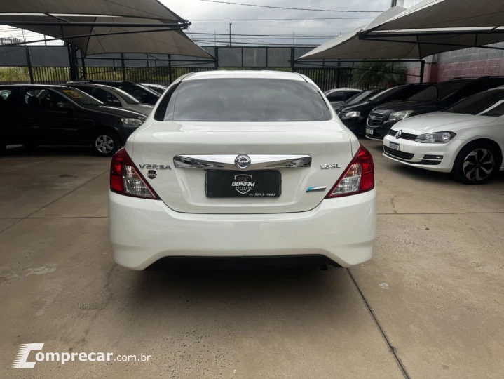 Versa Sedan 1.6 16V 4P SL FLEX XTRONIC AUTOMÁTICO CVT