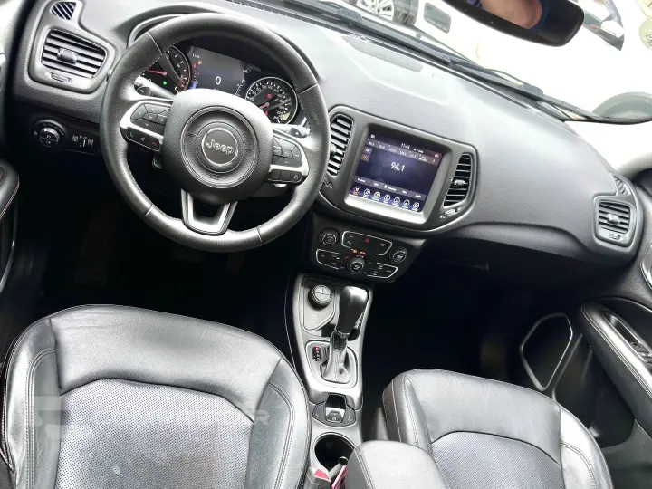 COMPASS 2.0 16V DIESEL LONGITUDE 4X4 AUTOMÁTICO