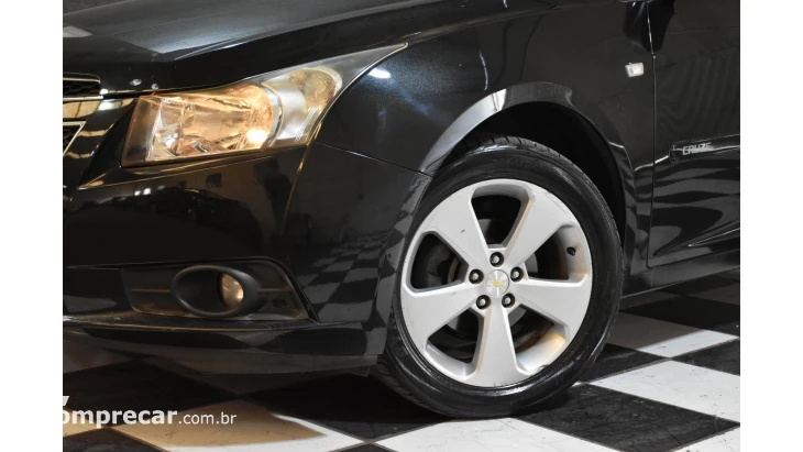 CRUZE SEDAN - 1.8 LT 16V 4P AUTOMÁTICO