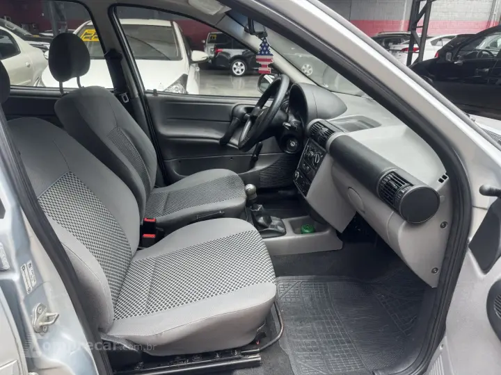 Classic Sedan 1.0 4P VHCE FLEX LS