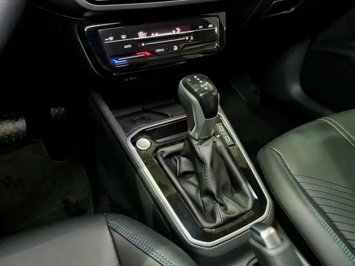 TERA HIGH 1.0 170 TSI FLEX 5P AUT.