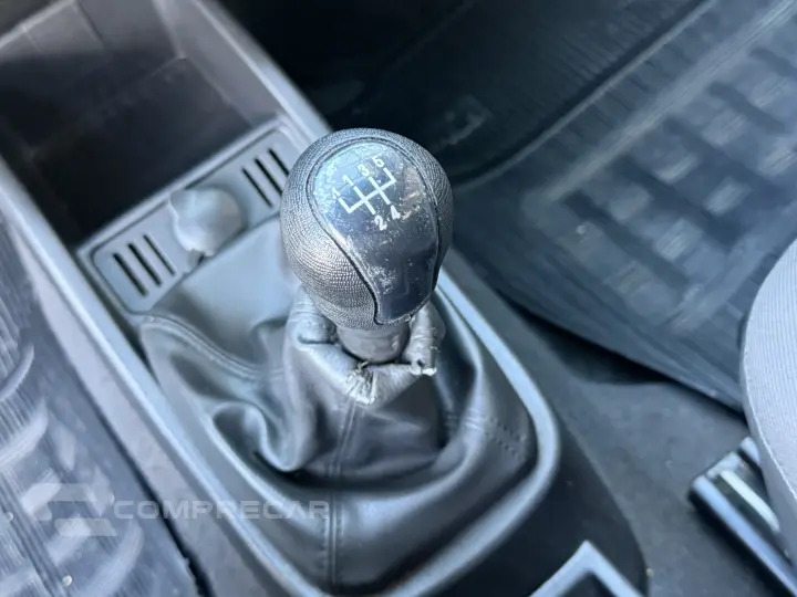 CELTA 1.0 MPFI LT 8V FLEX 4P MANUAL