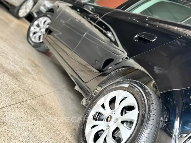 ONIX - 1.4 MPFI LT 8V 4P MANUAL