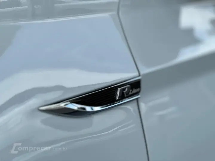 JETTA 1.4 250 TSI TOTAL FLEX R-LINE TIPTRONIC