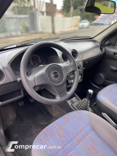 CELTA 1.0 MPFI Spirit 8V
