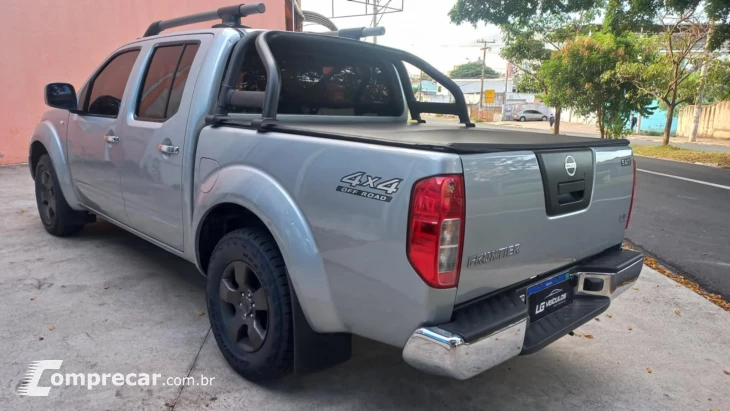 FRONTIER 2.5 LE 4X4 CD Turbo Intercooler