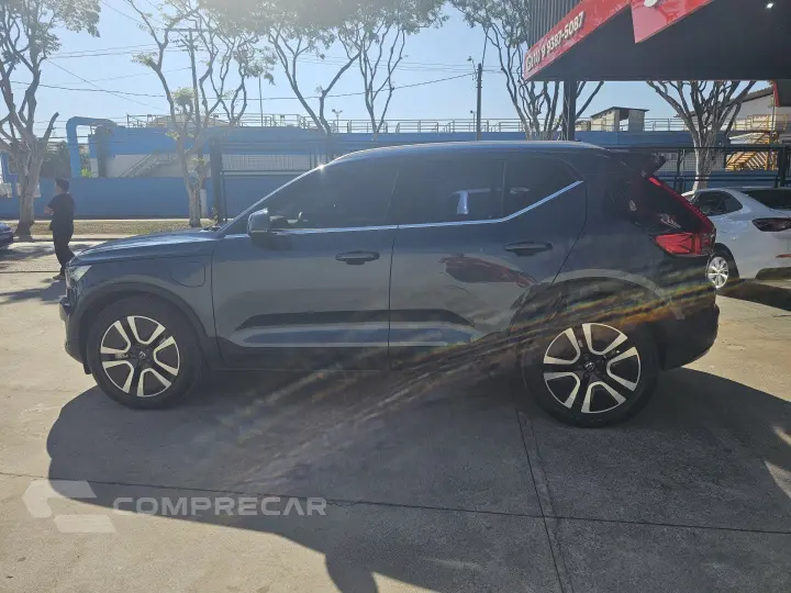 XC40 1.5 T5 RECHARGE MOMENTUM GEARTRONIC