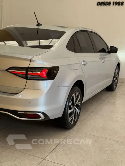 Virtus 1.0 4P 200 TSI FLEX HIGHLINE AUTOMÁTICO