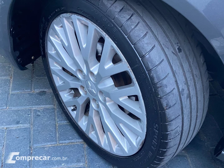 LANCER 2.0 HLE 16V