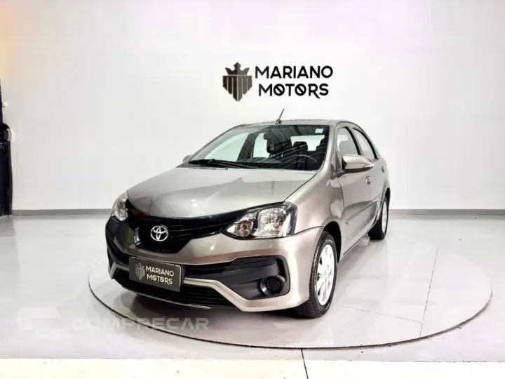ETIOS 1.5 X PLUS SEDAN 16V FLEX 4P AUTOMÁTICO