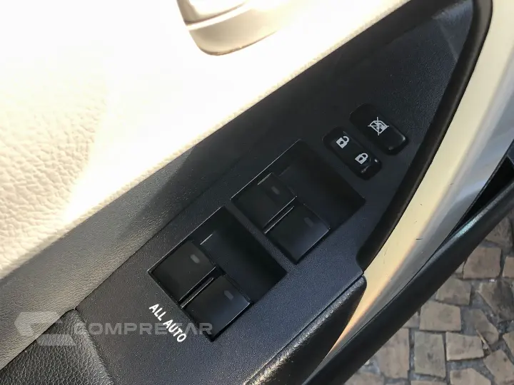Corolla 2.0 Xei 16V Flex 4P Automático