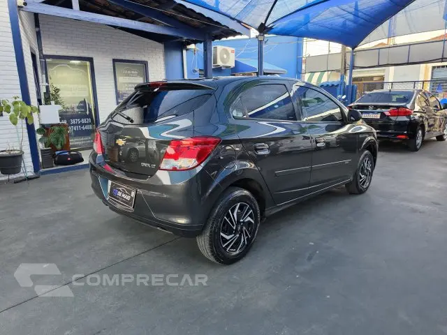 ONIX - 1.0 MPFI LT 8V 4P MANUAL