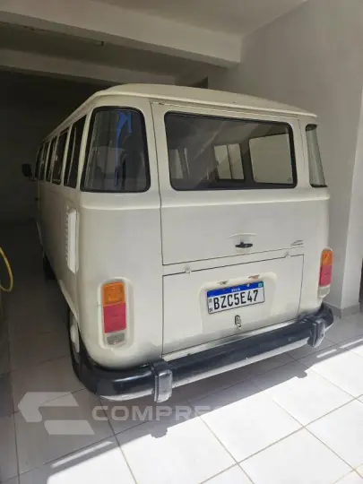 KOMBI 1.6 MI STD Lotação 8V