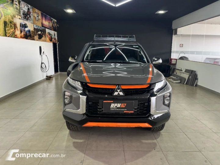 L200 TRITON 2.4 16V Turbo Sport Hpe-s CD 4X4