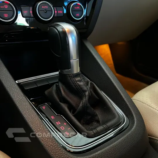 JETTA 2.0 TSI Highline