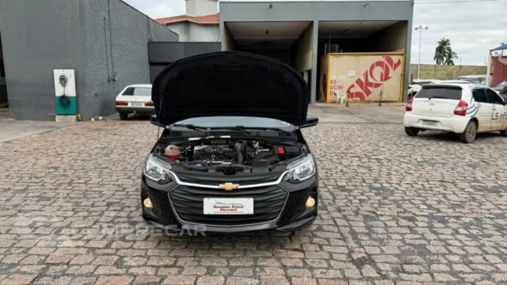 ONIX 1.0 Turbo Plus LT